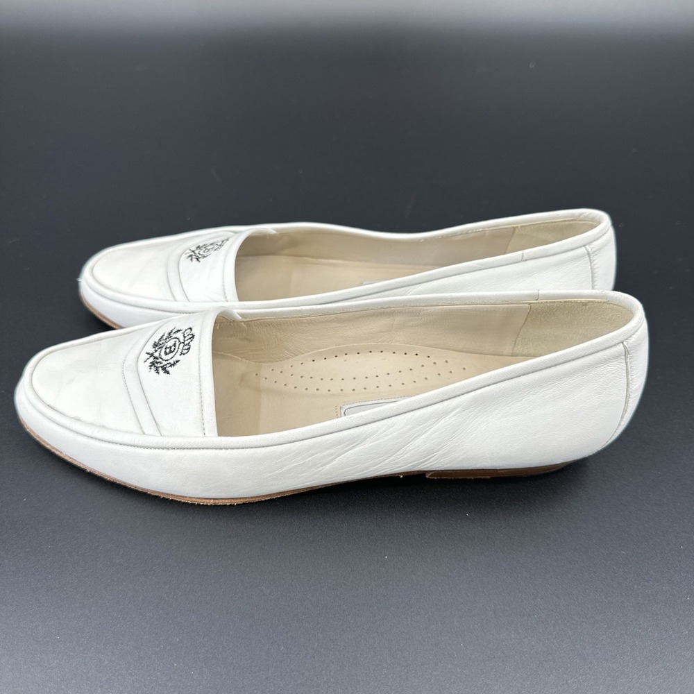 BALLY Womens White Leather Court Shoes Sz 8 Elegant Low Heel Comfortable Classic